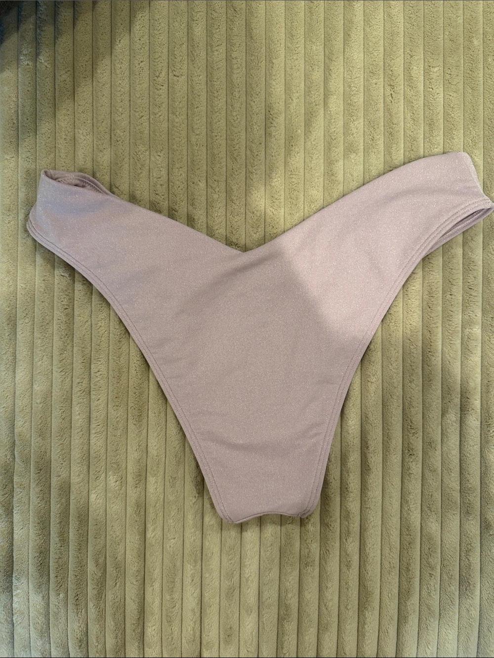 Abercrombie & Fitch - Lavender - High Leg Cheeky Bikini Bottom - NWT - Size M - Picture 5 of 6